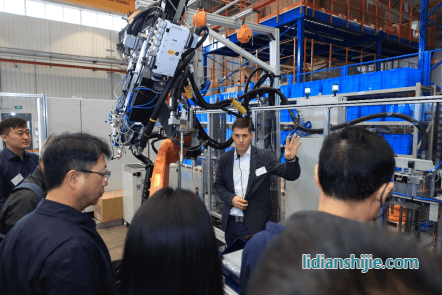 杜爾現場展示模塊化的涂膠應用系統