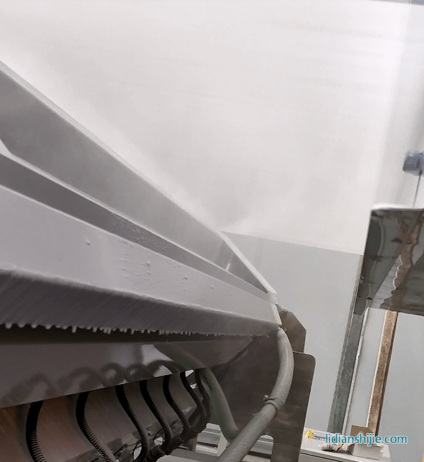 雙面隔膜涂布機(jī)