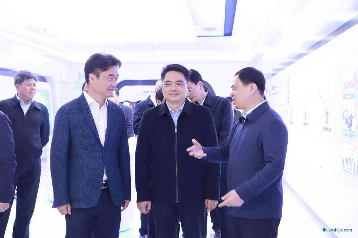 撫州市委書記魏曉奎率黨政代表團(tuán)赴志存鋰業(yè)集團(tuán)考察調(diào)研