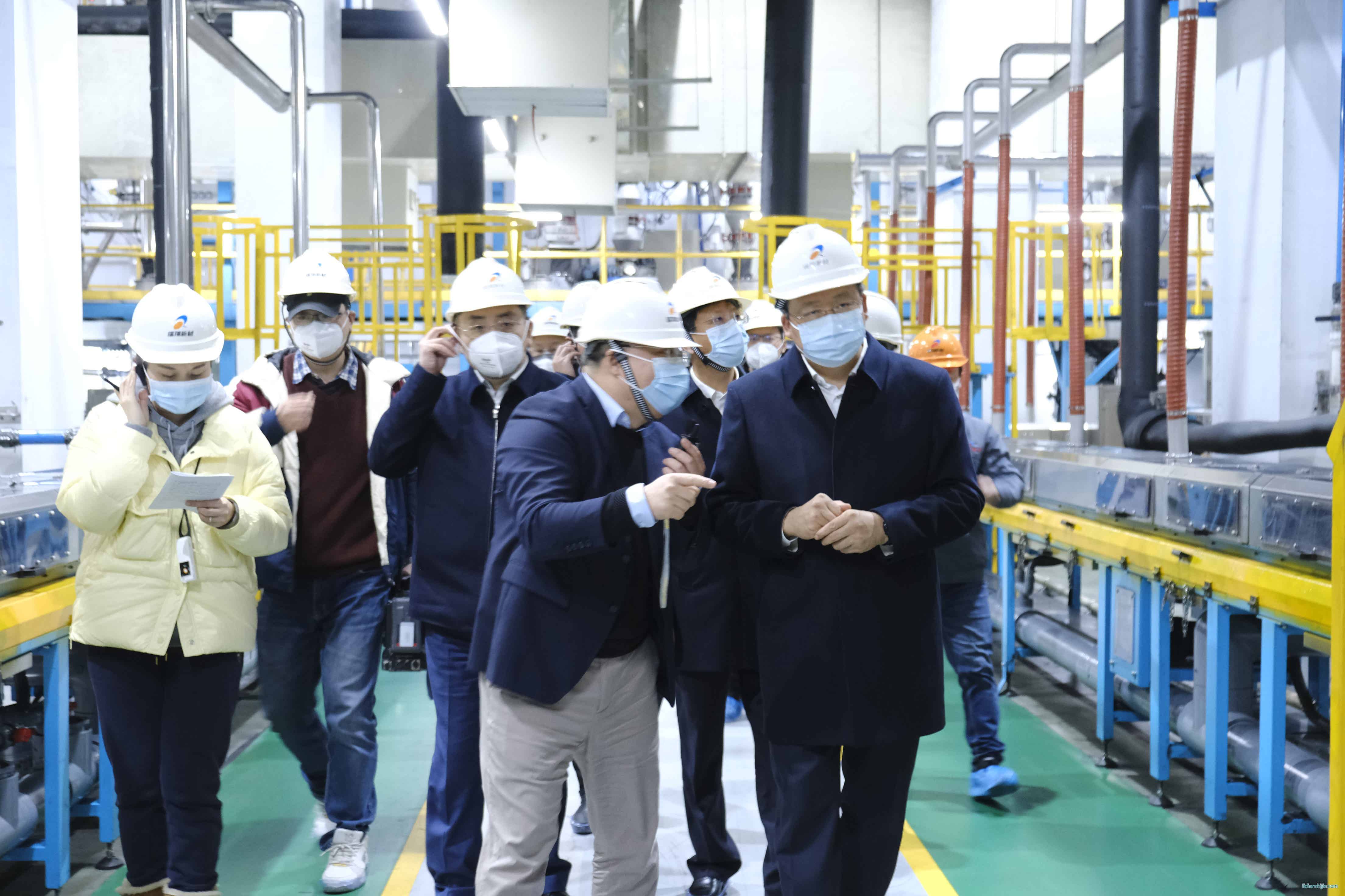 南通市委副書(shū)記、代市長(zhǎng)吳新明來(lái)瑞翔新材調(diào)研