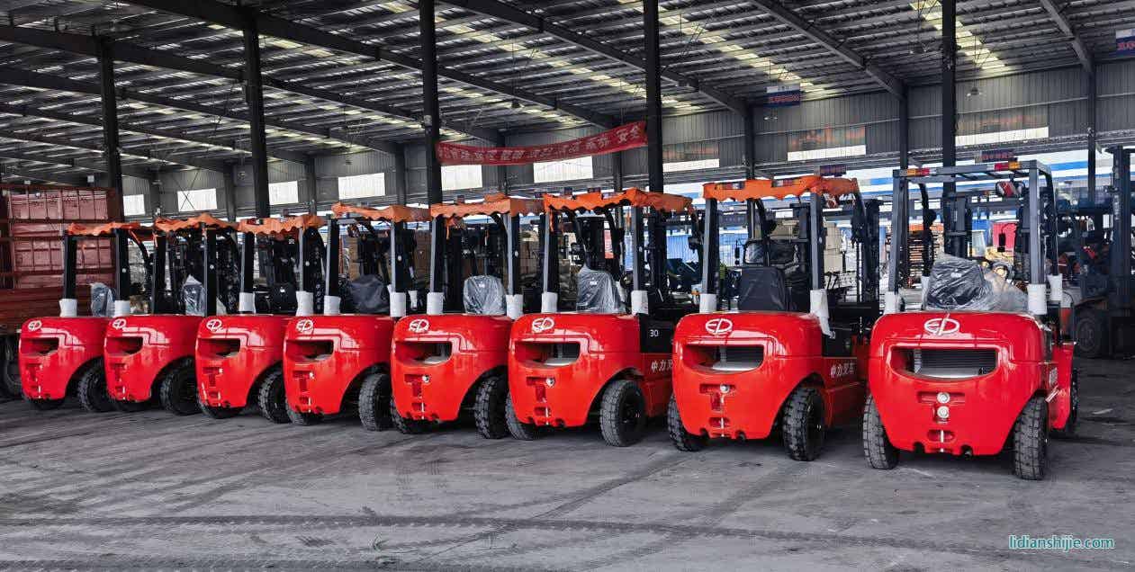 中力再生鋰電叉車 中力再生鋰電叉車