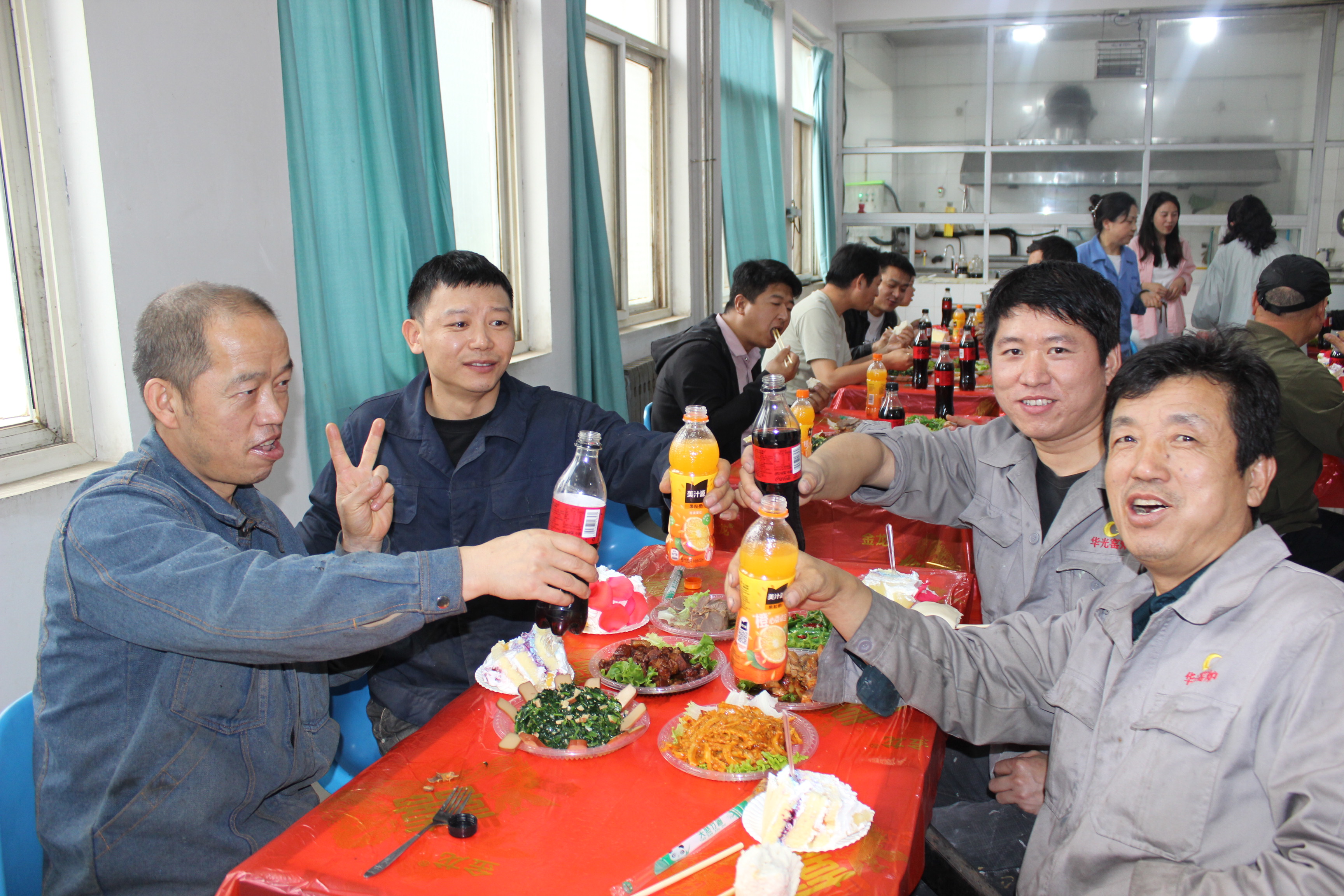 咸陽華光窯爐設備有限公司21周年慶典